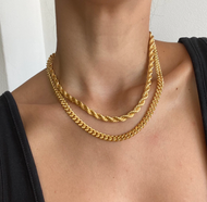 Chunky Gold Jewelry Is The New Trend 