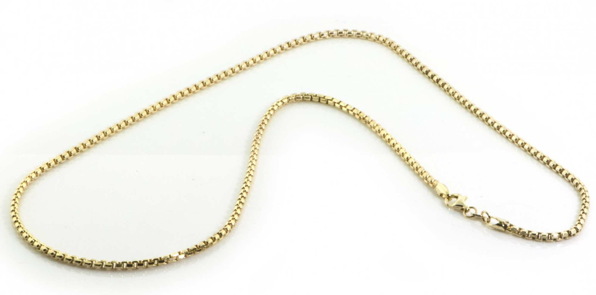 14k Yellow Gold 2.5mm Round Box Chain Necklace 18 Inches | Sarraf.com