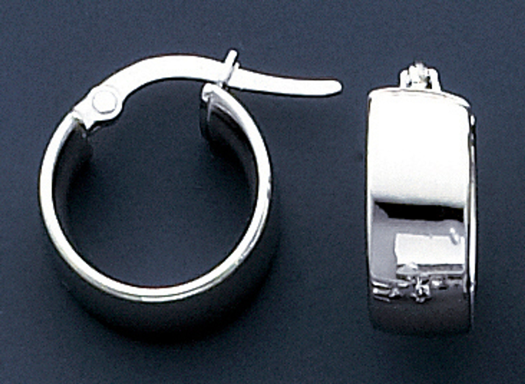 18k White Gold 6.57mm Nickel Free Italian Hoop Earrings.