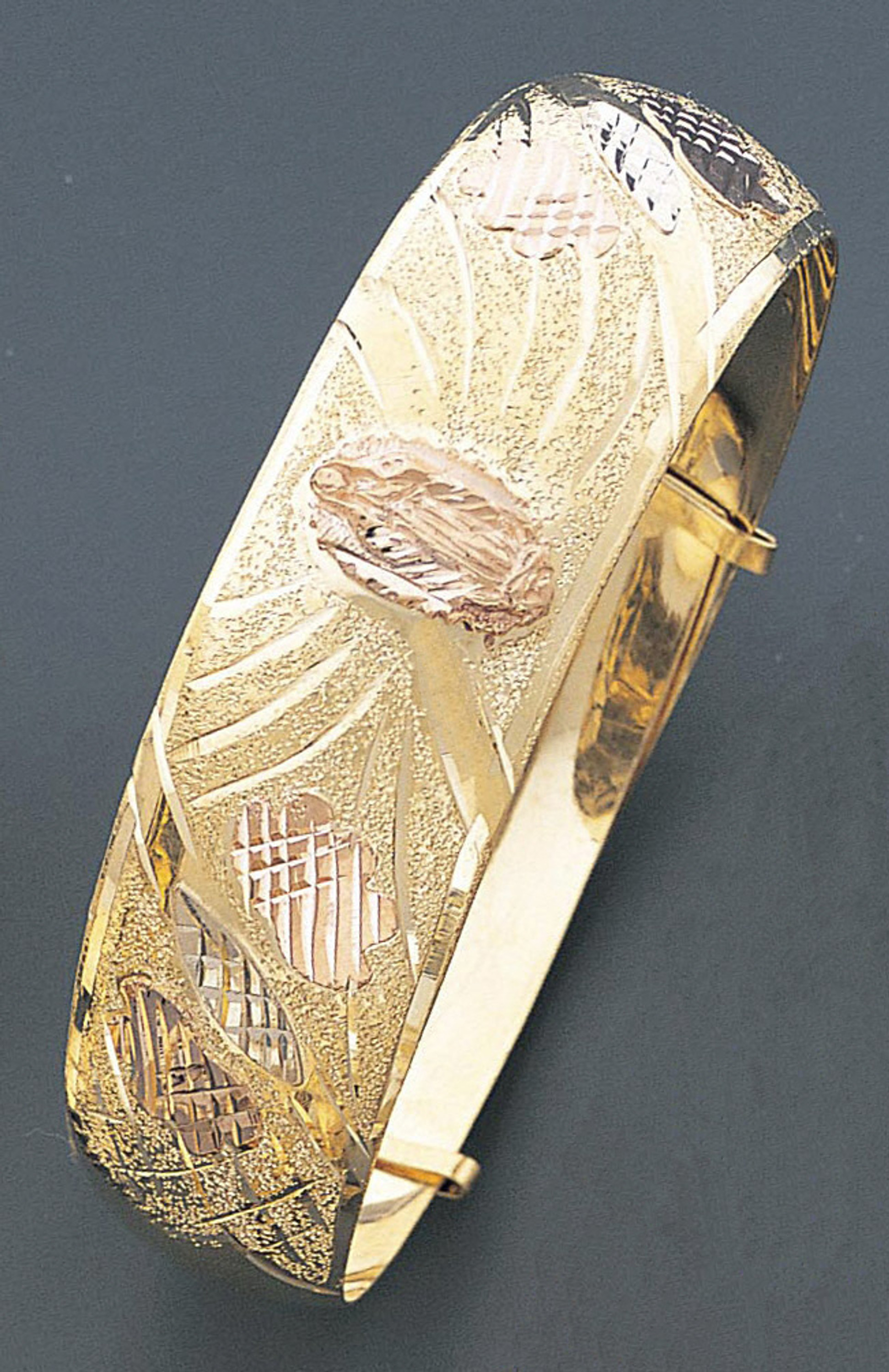 14k Gold Tri-color 18mm Wide Adjustable Engraved Bangle 14k Gold Tri-color 18mm Wide Adjustable Engraved Bangle