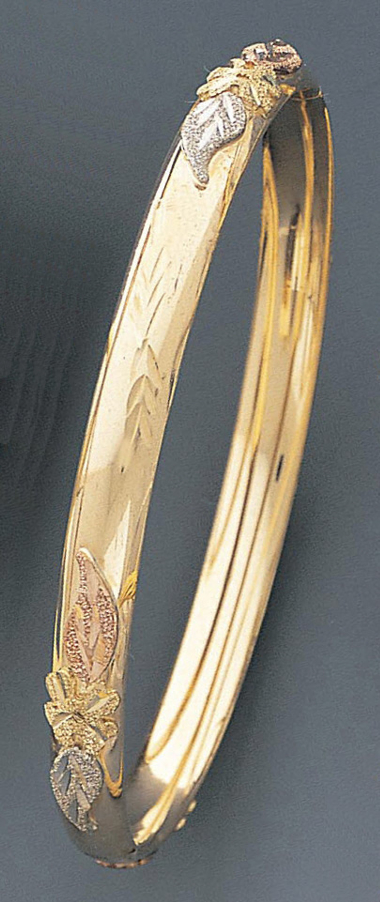 14k Gold Tri-color 6mm Wide Hollow Bangle Large 7.5 Inches 14k Gold Tri-color 6mm Wide Hollow Bangle Large 7.5 Inches