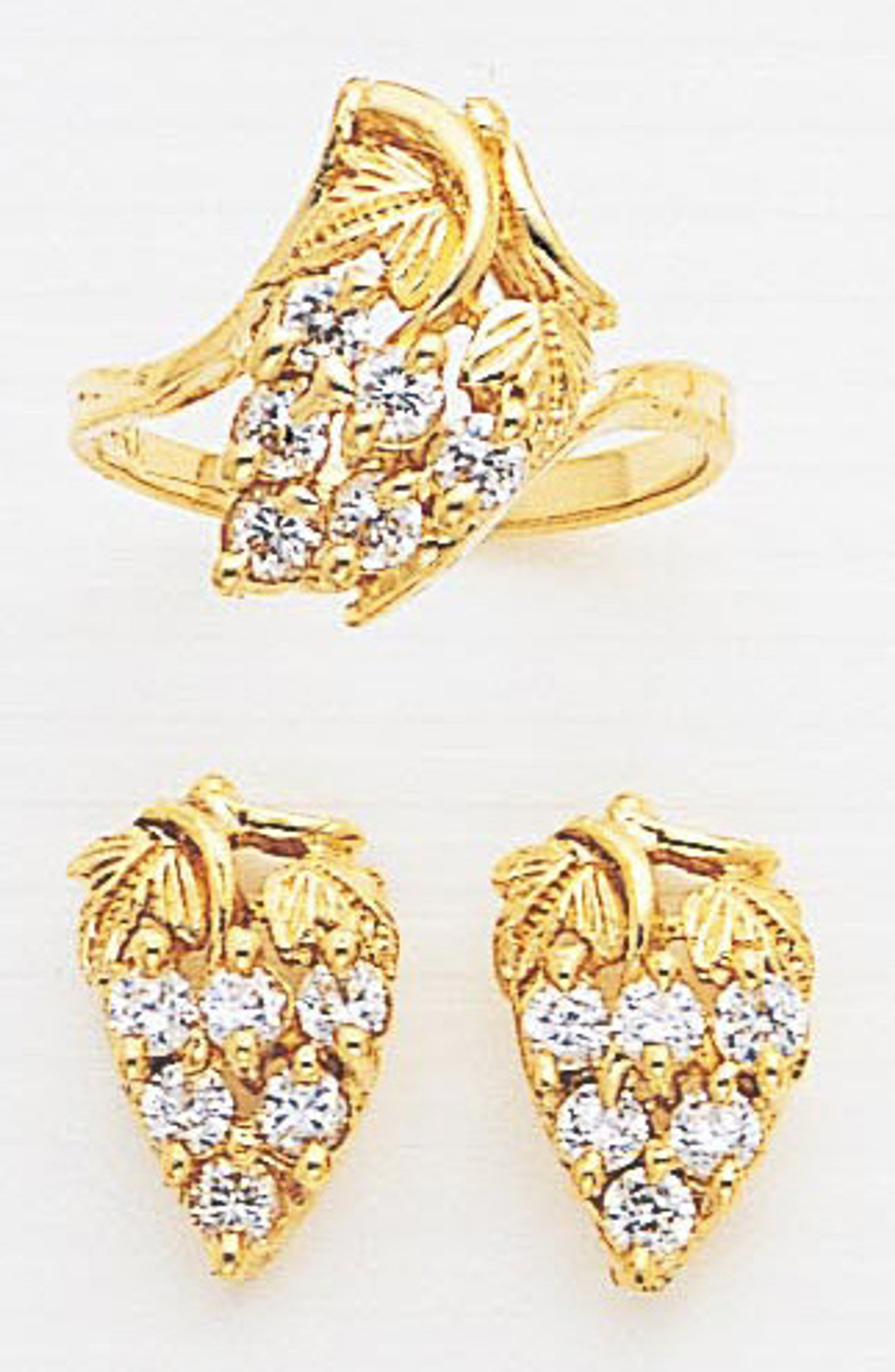 14k Gold  15mm  Cubic Zirconia Ring And Earring Set 14k Gold  15mm  Cubic Zirconia Ring And Earring Set