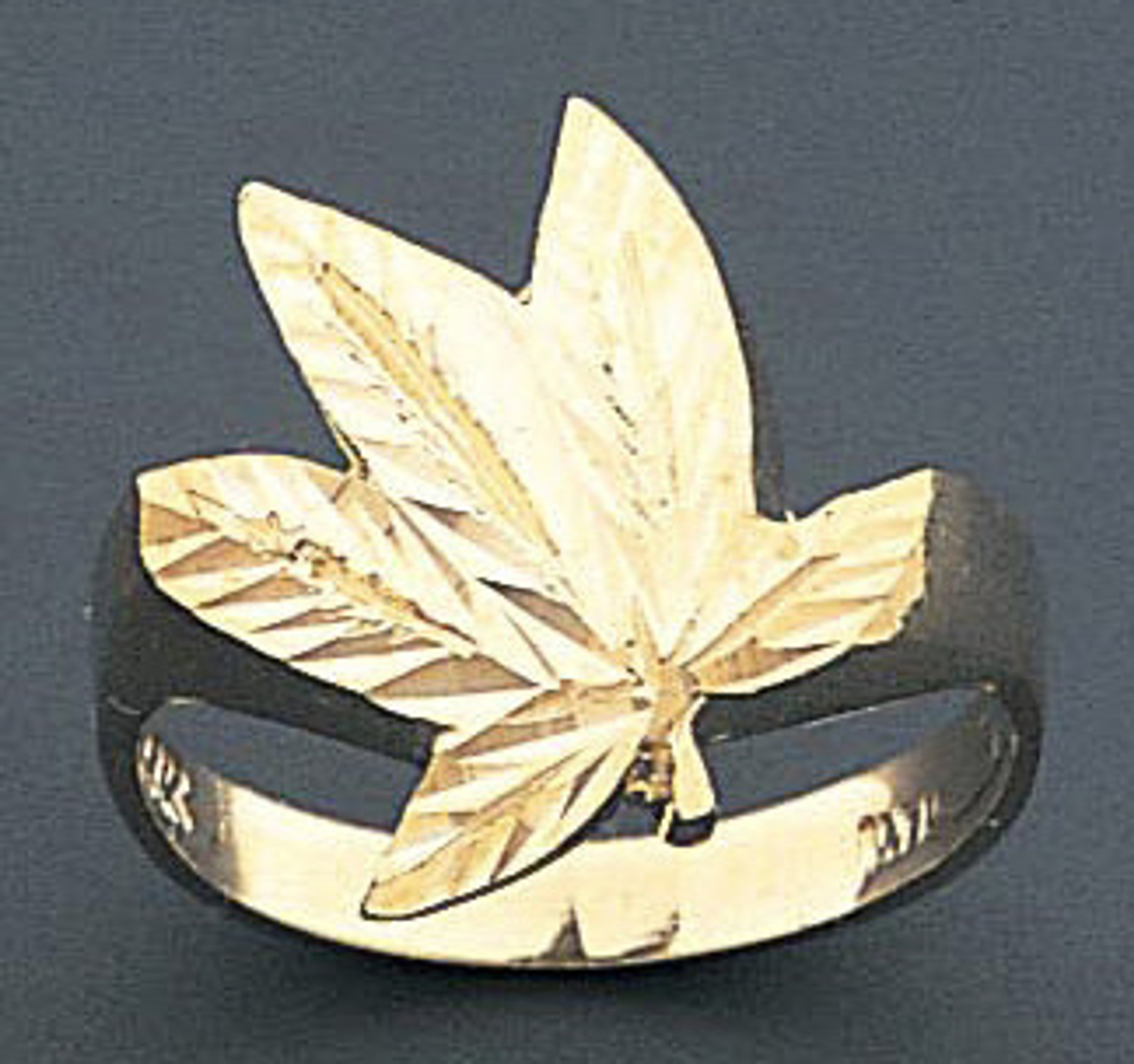 14k Gold Ladies Diamond Cut Marijuana Leaf Ring 14k Gold Ladies Diamond Cut Marijuana Leaf Ring