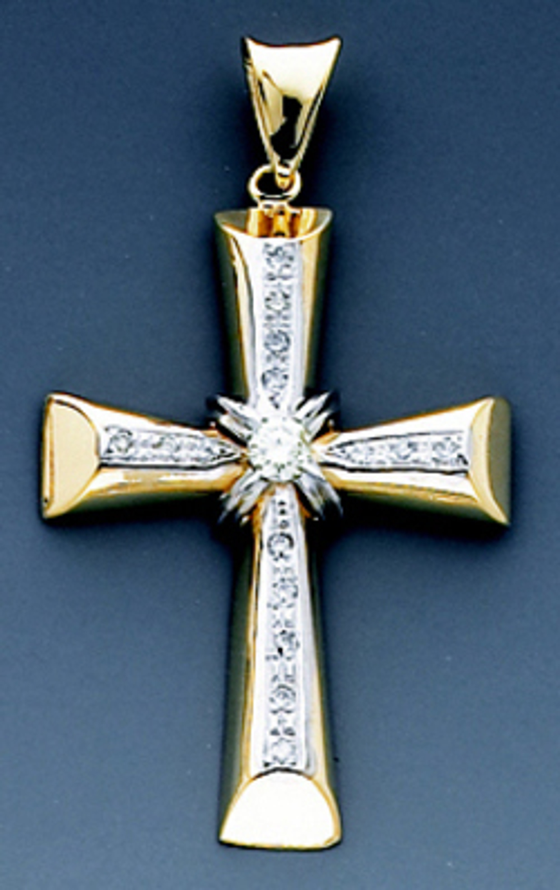 14k Two-tone Gold 0.75ct Diamond Cross Pendant 14k Two-tone Gold 0.75ct Diamond Cross Pendant