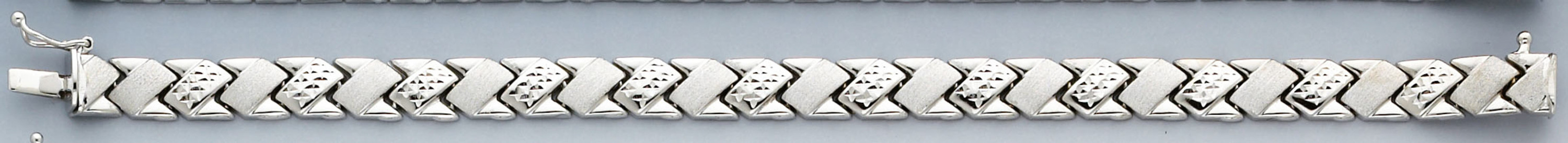 14k White Gold 1/4 Inch Wide Lady's Fancy Bracelet --6662 14k White Gold 1/4 Inch Wide Lady's Fancy Bracelet --6662