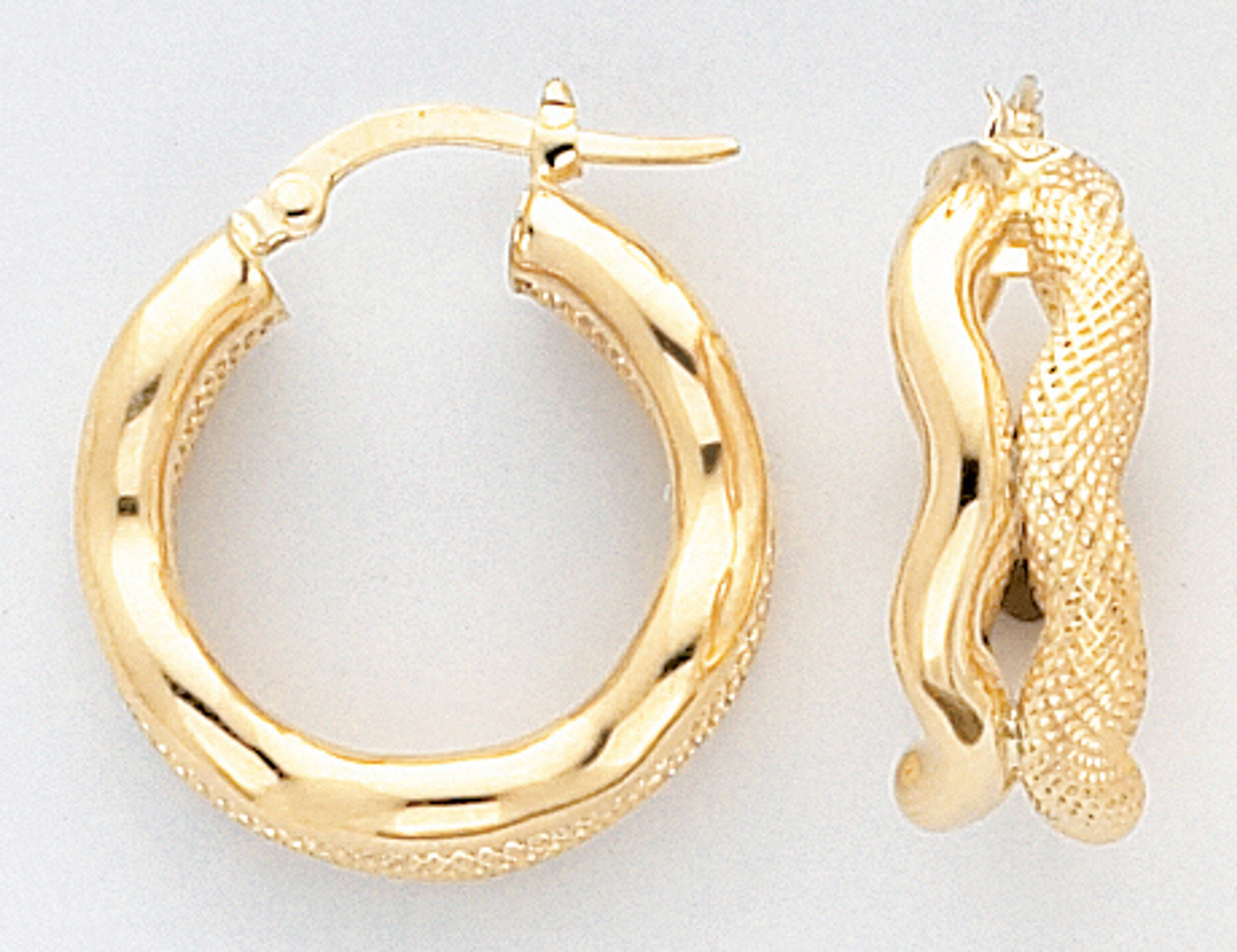 14k Gold Italian 24.98mm Hoop Earrings With Twist Design 14k Gold Italian 24.98mm Hoop Earrings With Twist Design