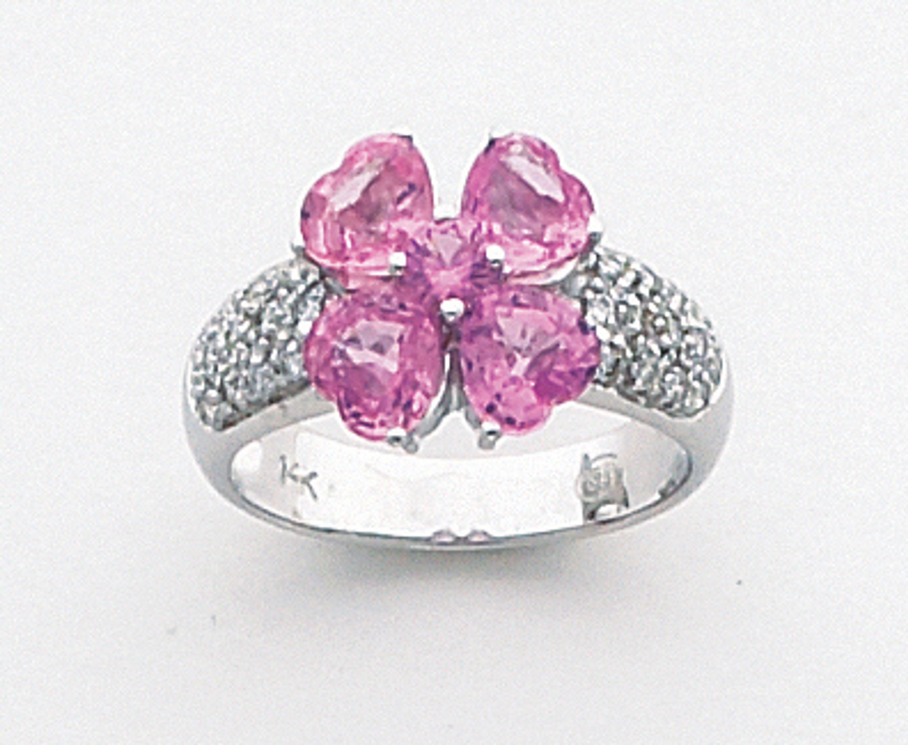 White Gold Ring With Flower Shape 0.39 Ct Pink Sapphire White Gold Ring With Flower Shape 0.39 Ct Pink Sapphire