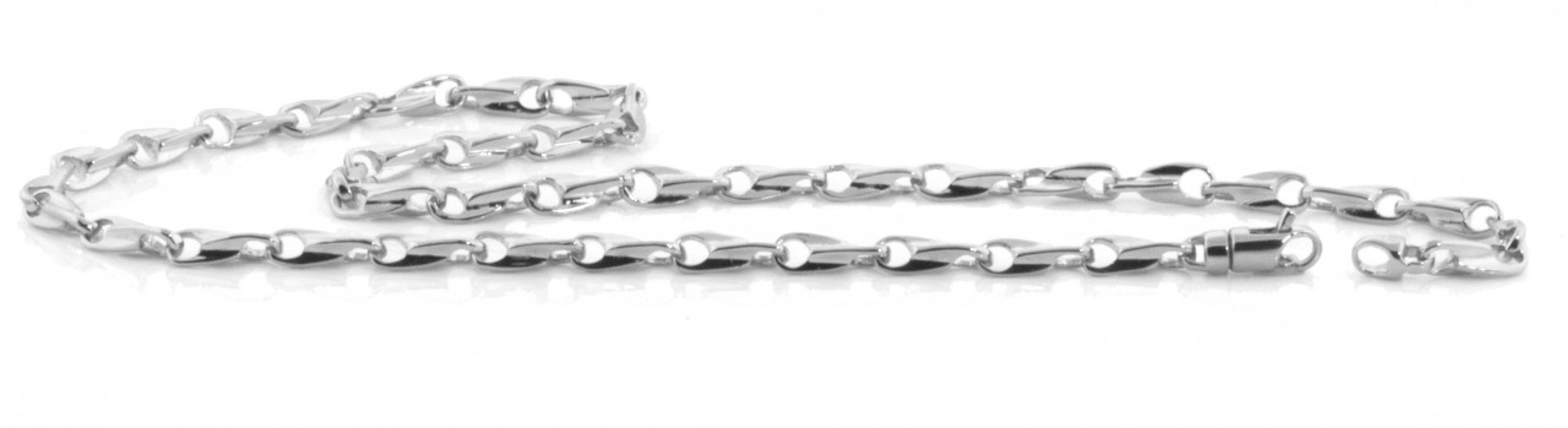 18k White Gold 4.8mm Fancy Hand Made Chain 7 Inches 18k White Gold 4.8mm Fancy Hand Made Chain 7 Inches