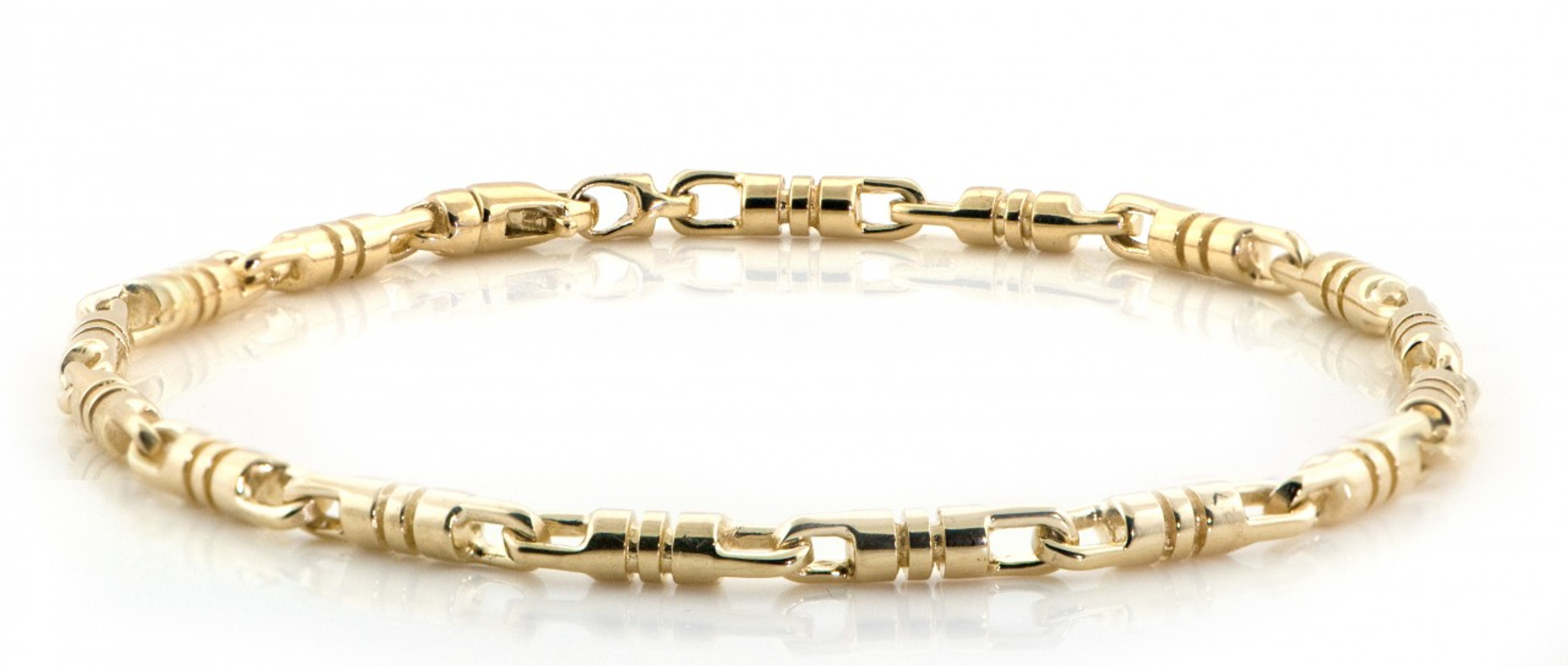 18k Gold Fancy Hand Made Chain 3.2mm 9 Inches 18k Gold Fancy Hand Made Chain 3.2mm 9 Inches