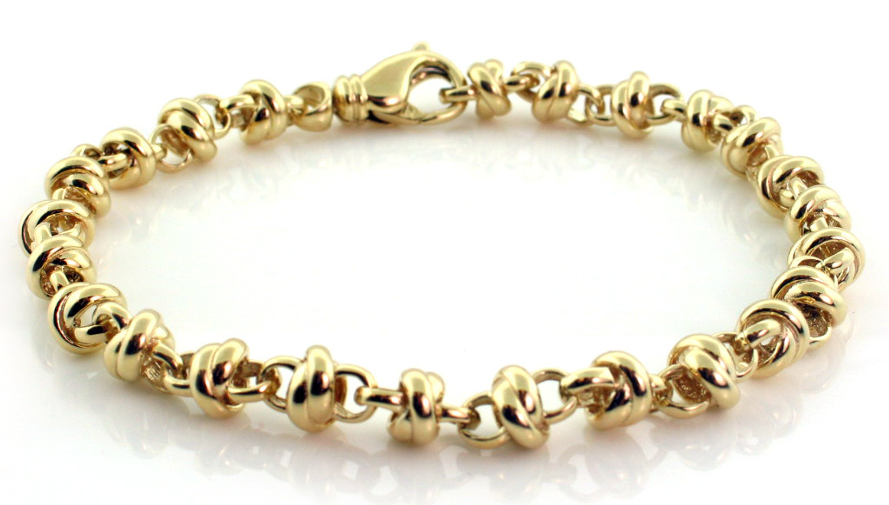 14k Yellow Gold Hand Made Love Knot Bracelet 5.5mm 8 Inches 14k Yellow Gold Hand Made Love Knot Bracelet 5.5mm 8 Inches