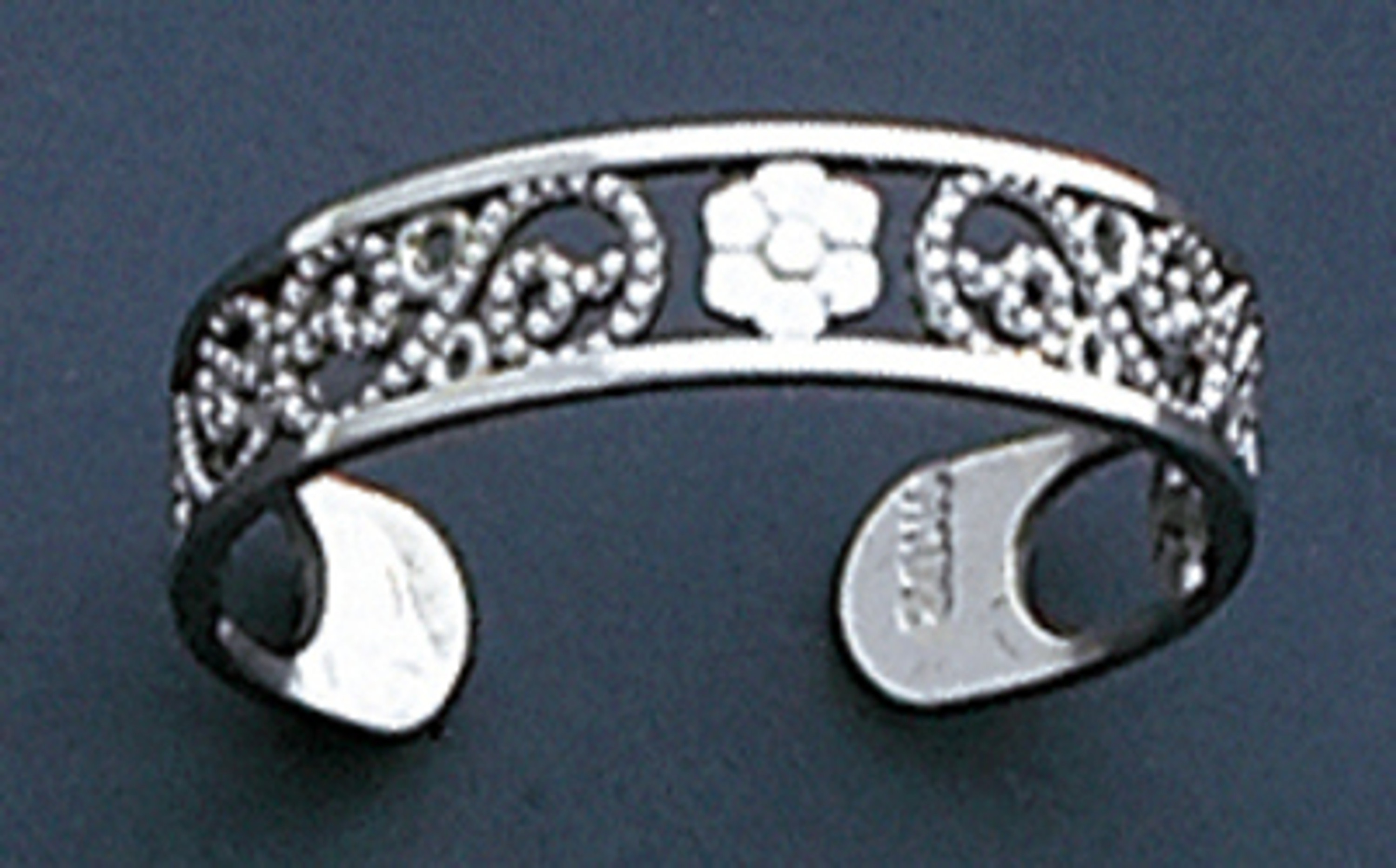 14k White Gold FiligreeToe Ring 14k White Gold FiligreeToe Ring