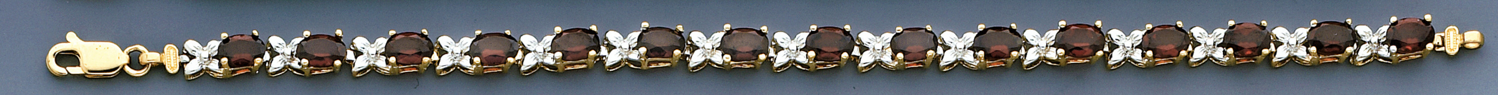 14k Yellow Gold Garnet Bracelet 7 Inches 14k Yellow Gold Garnet Bracelet 7 Inches