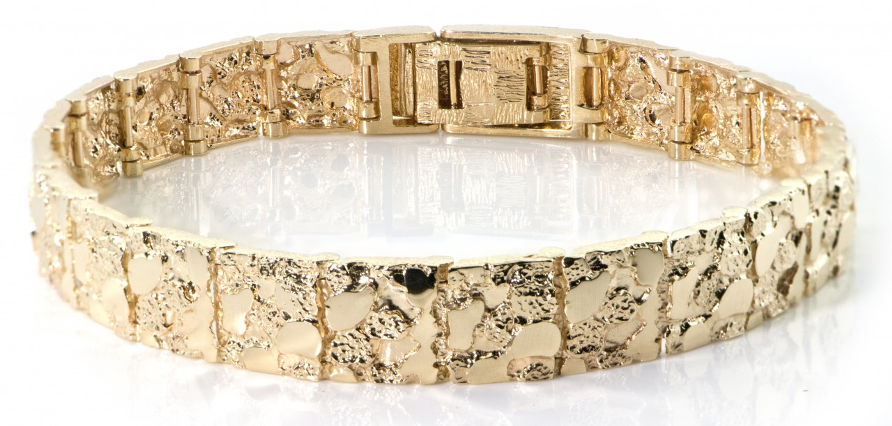 14k Gold 11mm Heavy Nugget Bracelet 7 Inches 14k Gold 11mm Heavy Nugget Bracelet 7 Inches