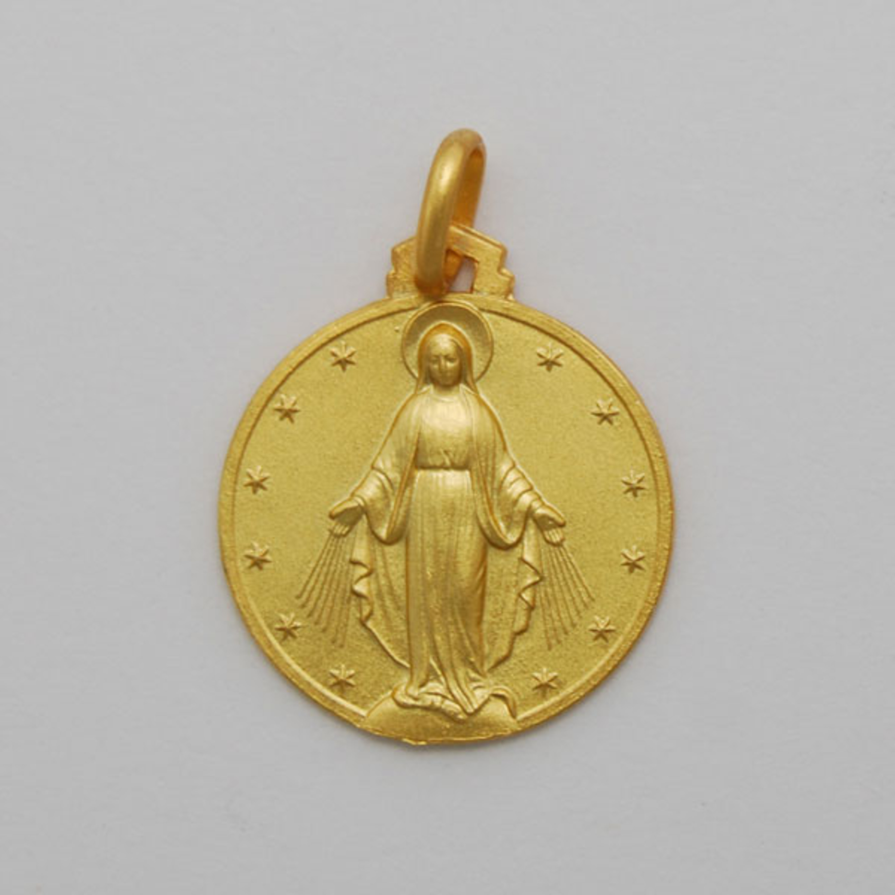 18kt Yellow 14.0 mm Round Baptism Medal | Sarraf.com