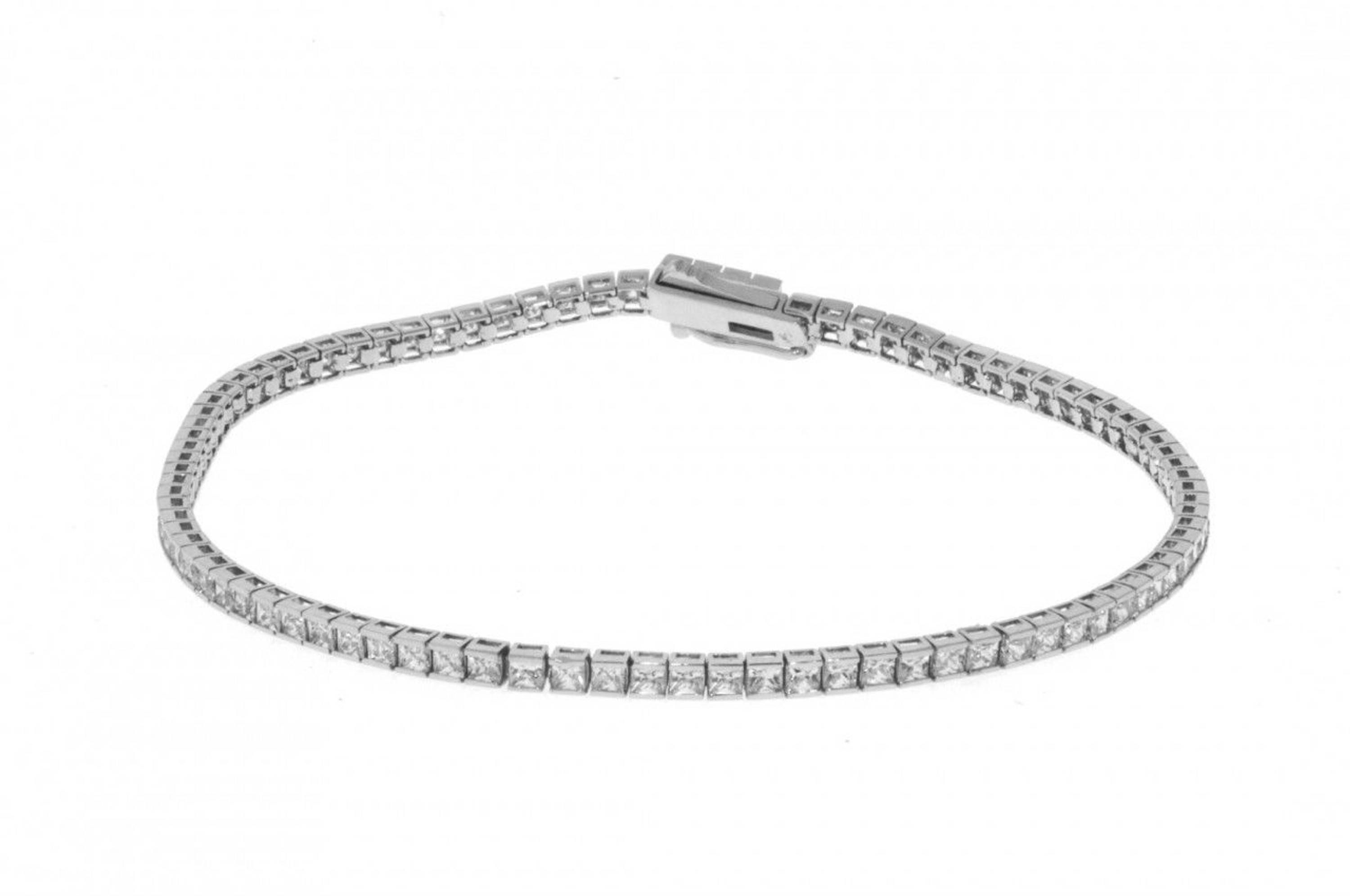 14k White Gold 1.75mm wide with 1.5 Ct Princess Cut Cz Tennis Bracelet 7" 14k White Gold 1.75mm wide with 1.5 Ct Princess Cut Cz Tennis Bracelet 7"