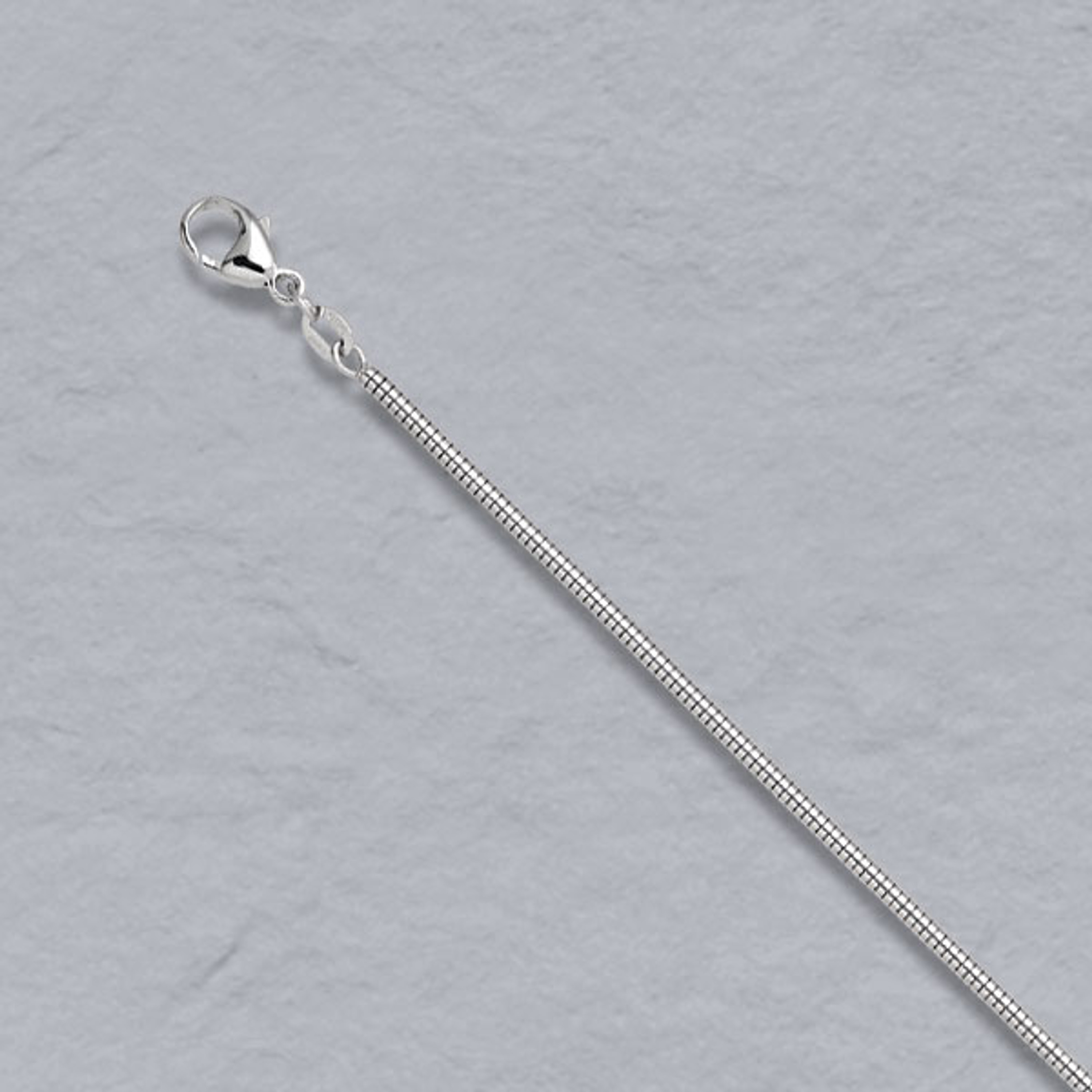 18k White Gold 2.0mm Round Snake Chain 16" 18k White Gold 2.0mm Round Snake Chain 16"
