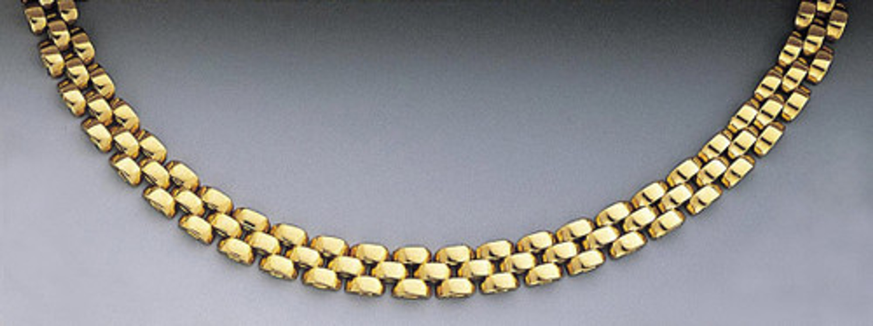 18k Gold 3 Row 7mm Panther Necklace 17 Inches 18k Gold 3 Row 7mm Panther Necklace 17 Inches
