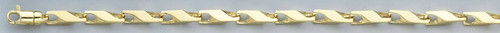 18k Gold Fancy Hand Made Chain 4.3mm 18 Inches