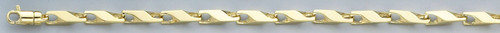 18k Gold Fancy Hand Made Chain 4.3mm 24 Inches