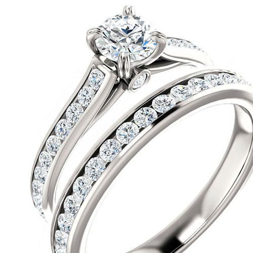 18k White gold Chanell l 1/2 Carat  Round Diamond Wedding Set