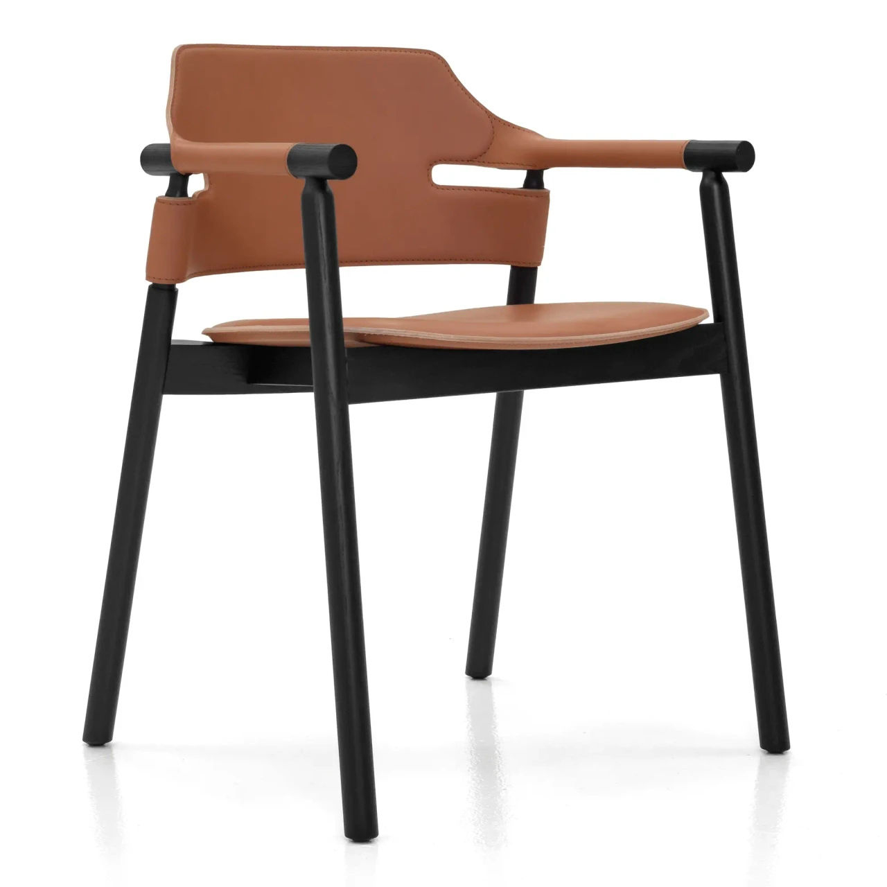 LIGHT COGNAC - Suite P Arm Chair, modern style, Natural Tuscan Hide Leather and Black Lacquered Ash Frame, front angle view.