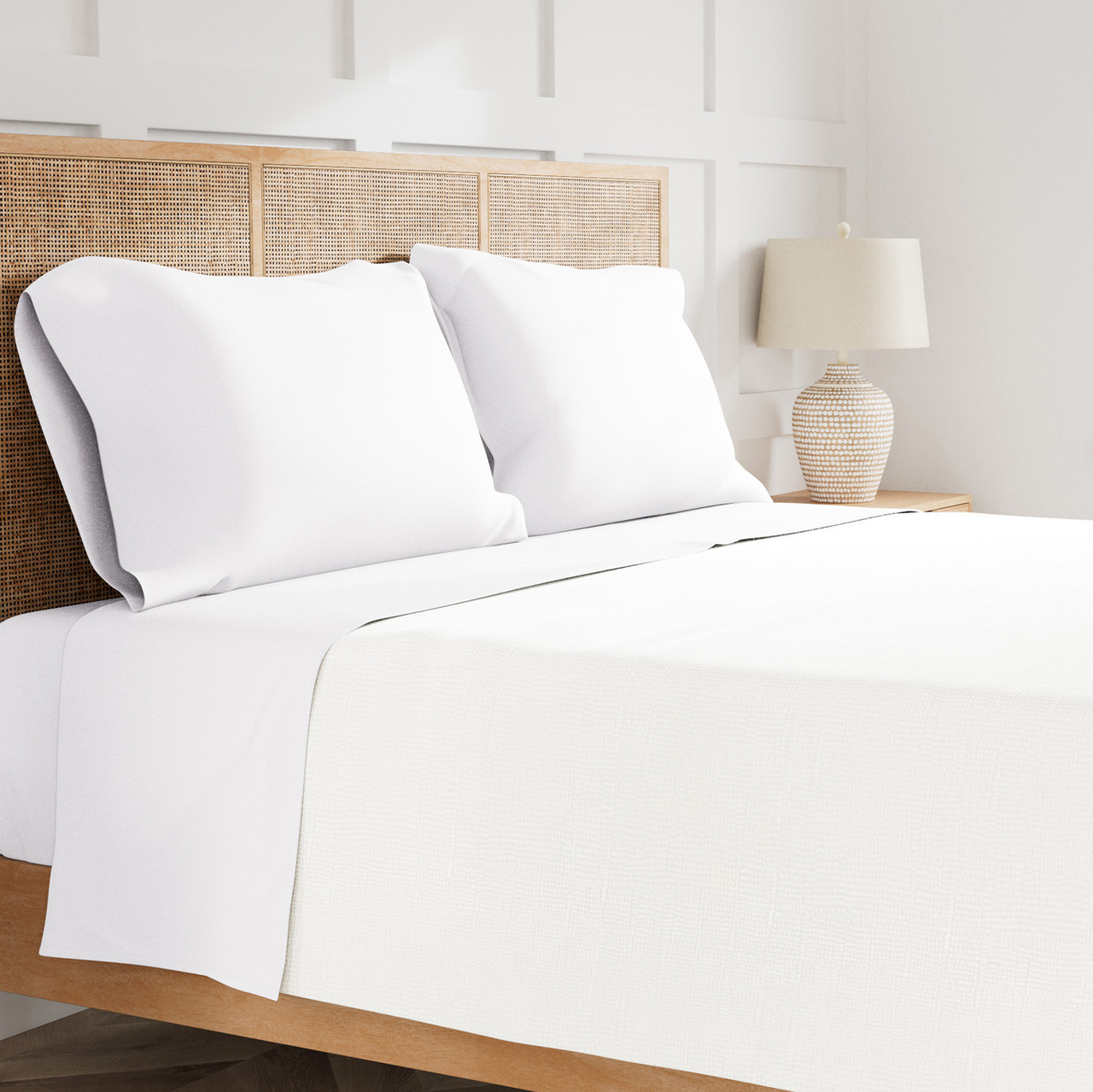 QUEEN WHITE || KING WHITE