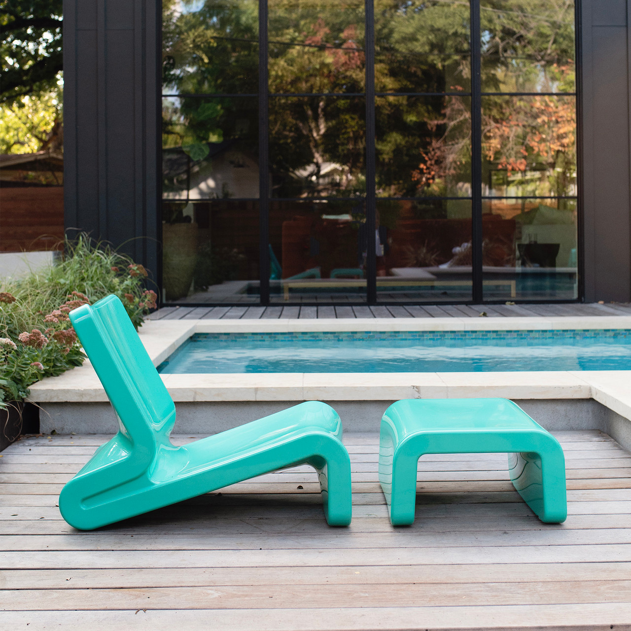 SEAFOAM GREEN - Shown here in the Seafoam Green option