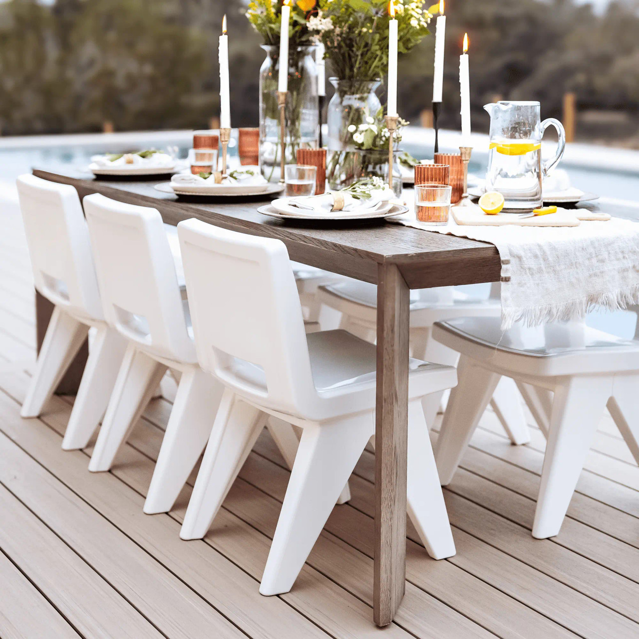WHITE - Shown here in the White option