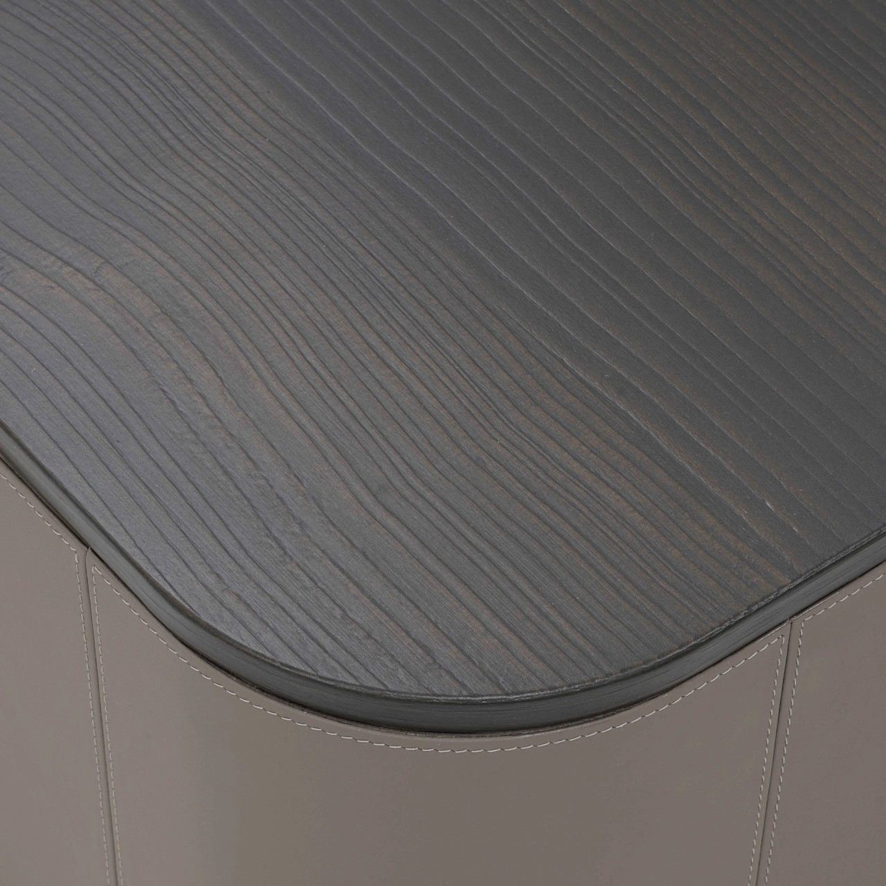 New Mood Cocktail Table