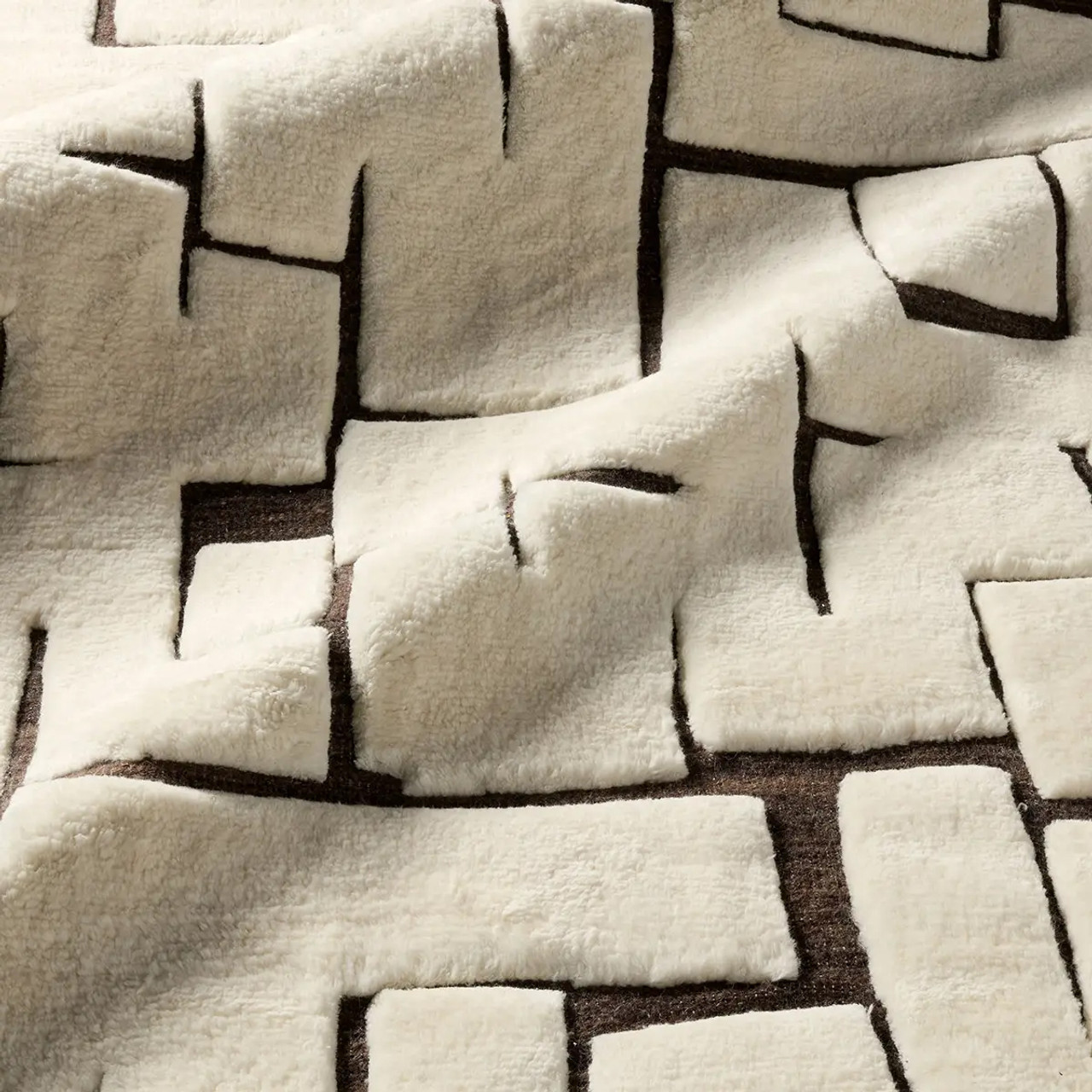 Ventris Area Rug - Dove/White (10' x 14')