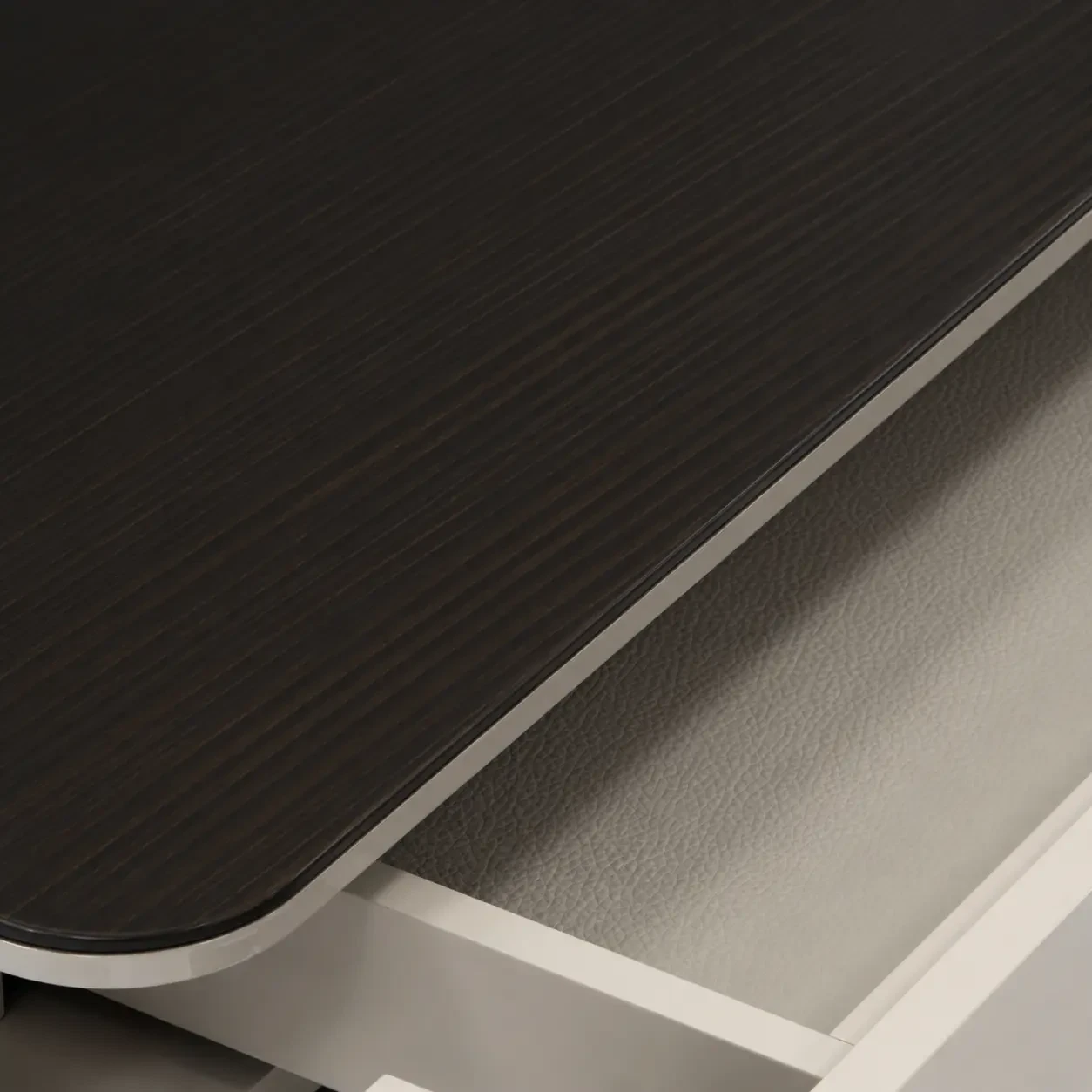 BROWN CEDAR GLOSS - Shown here in the Brown Cedar Gloss top option
