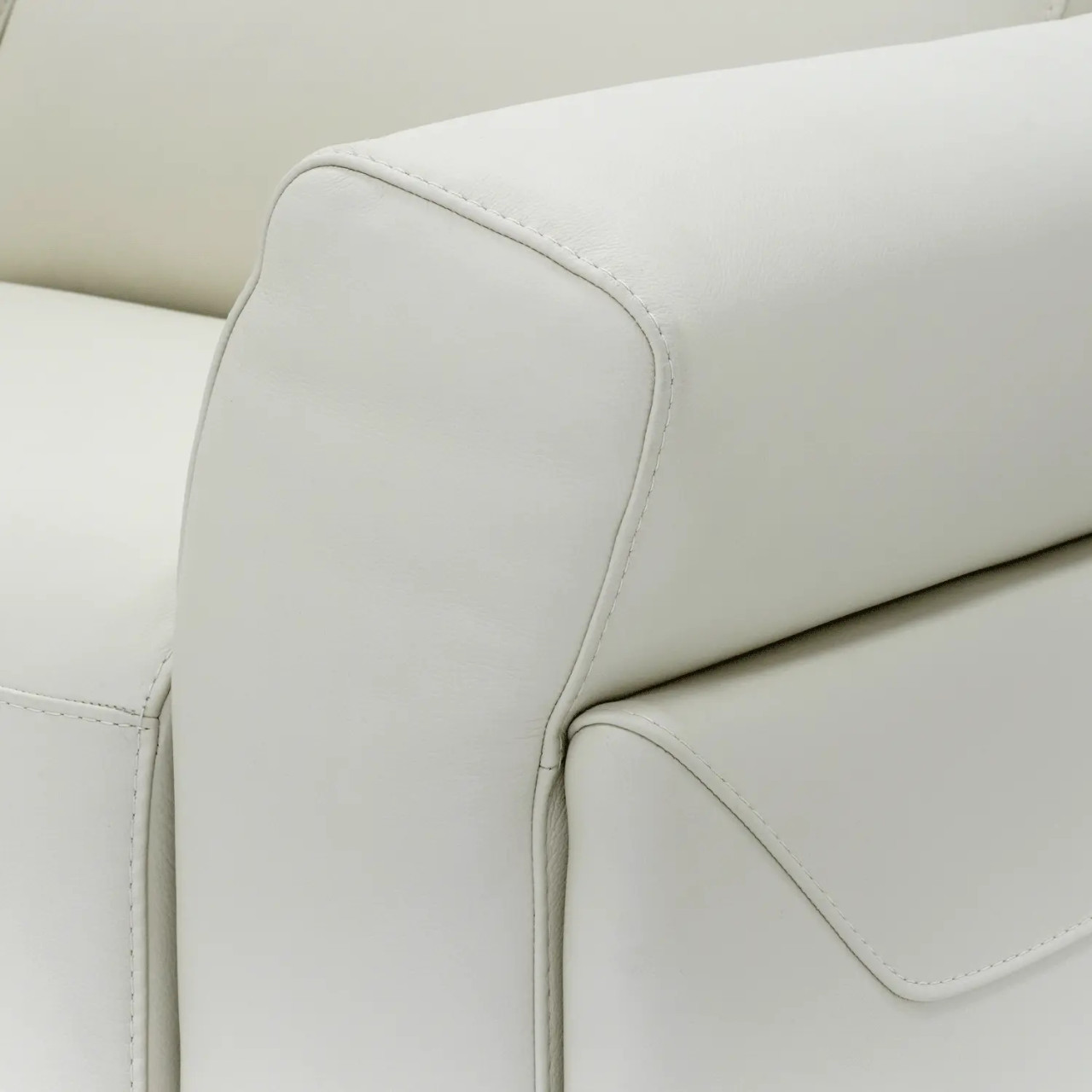 CREAM - Shown here in the Cream option