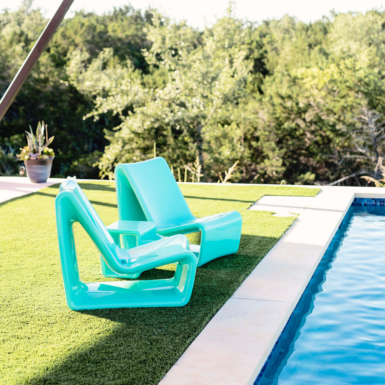 SEAFOAM GREEN - Shown here in the Seafoam Green  option