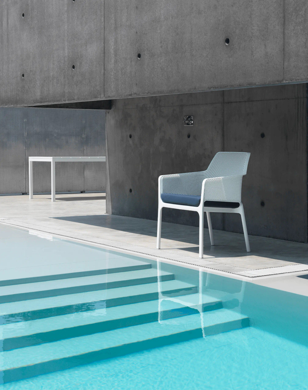 WHITE - Shown here in the White option