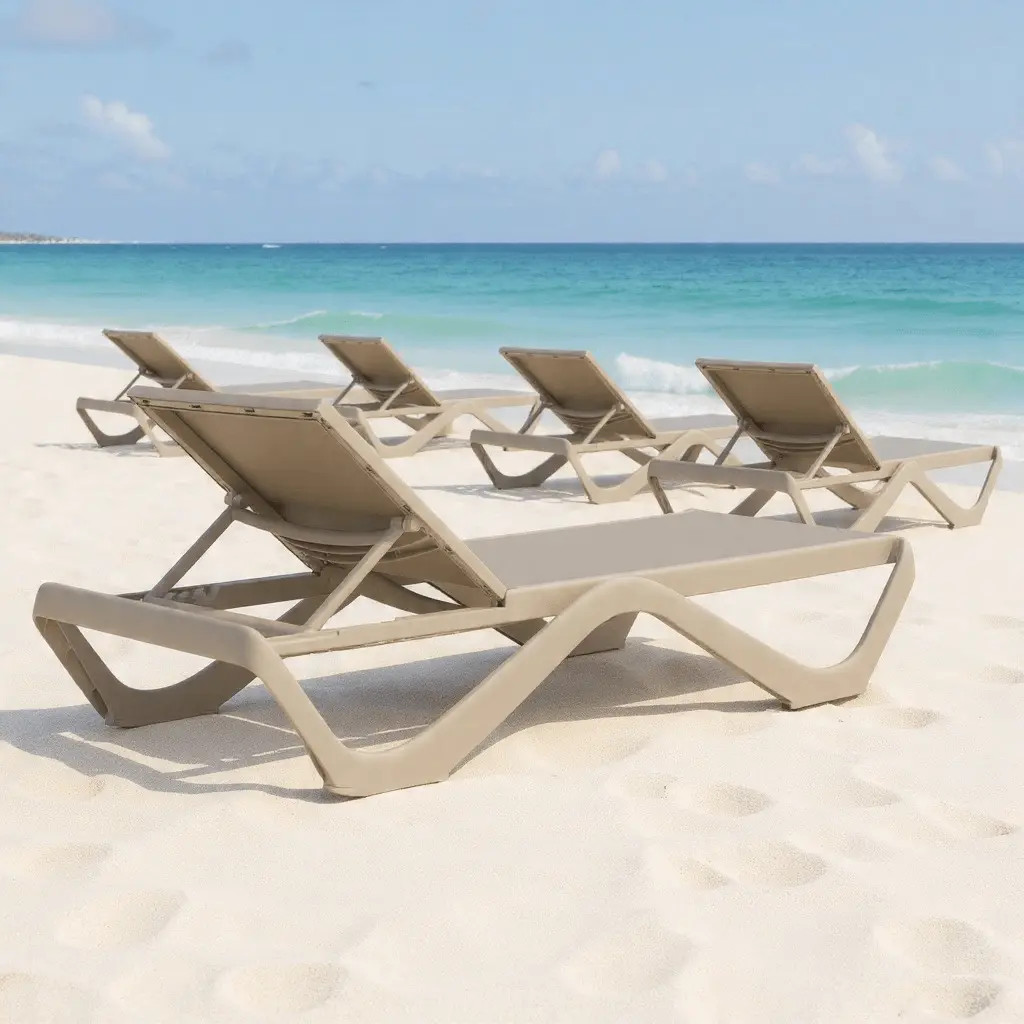 Love Sun Lounger