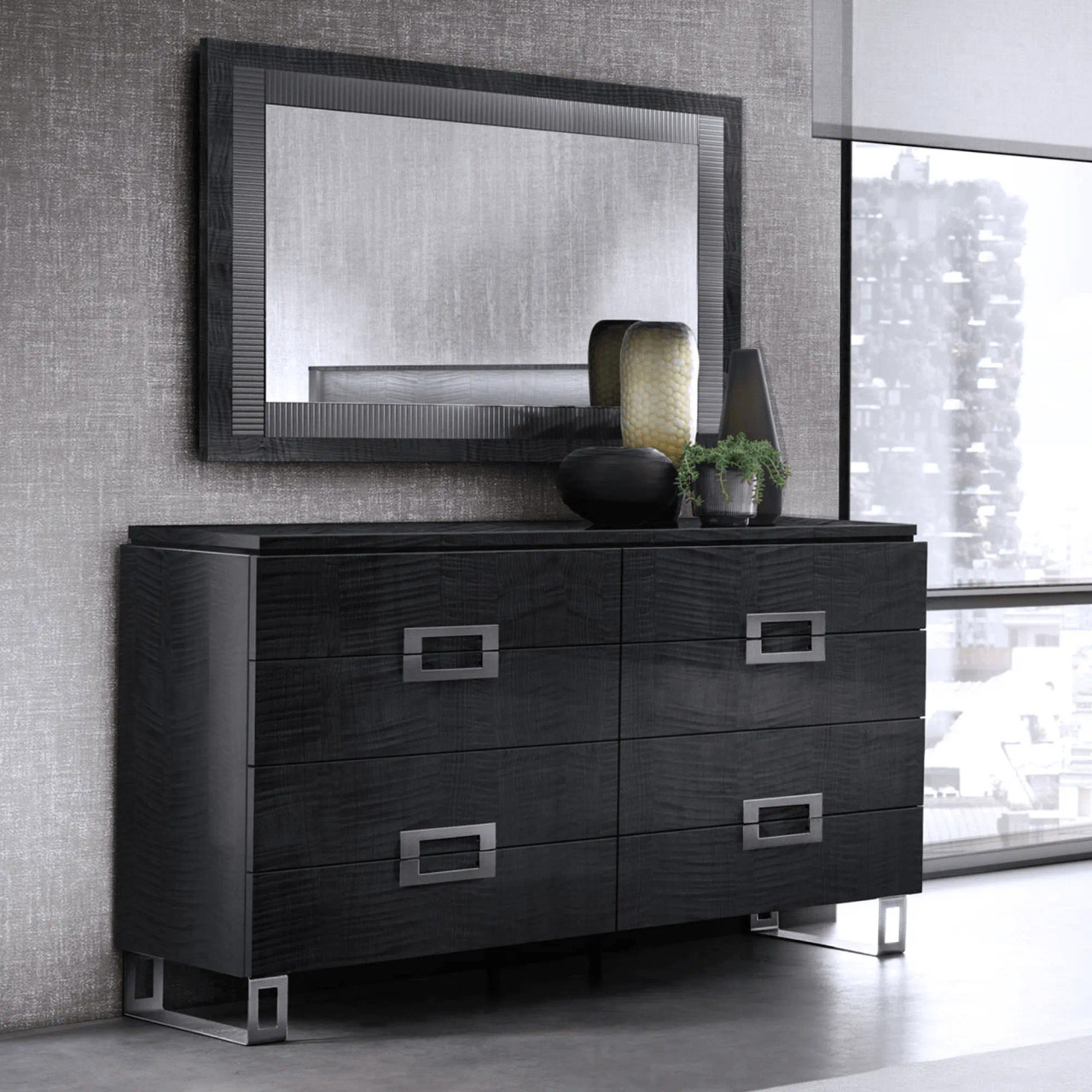 Moderna 8-Drawer Dresser