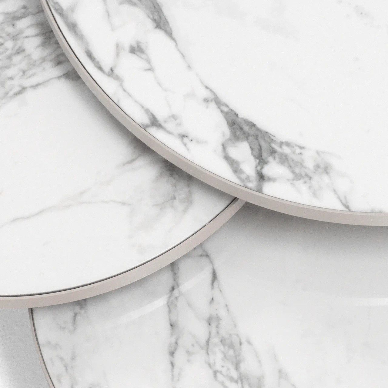 Extremis Cocktail Table