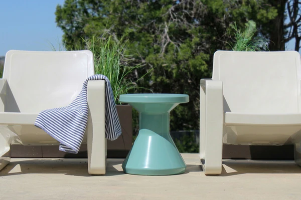 SEAFOAM GREEN - Shown here in the Seafoam Green  option