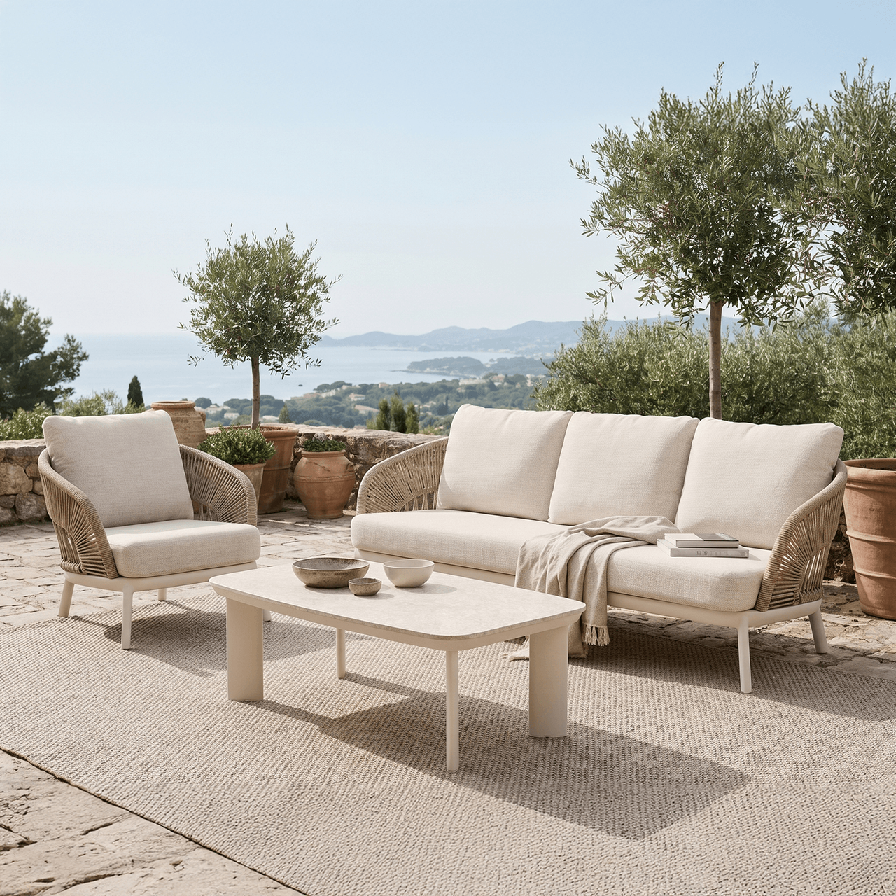 Montera Lounge Chair