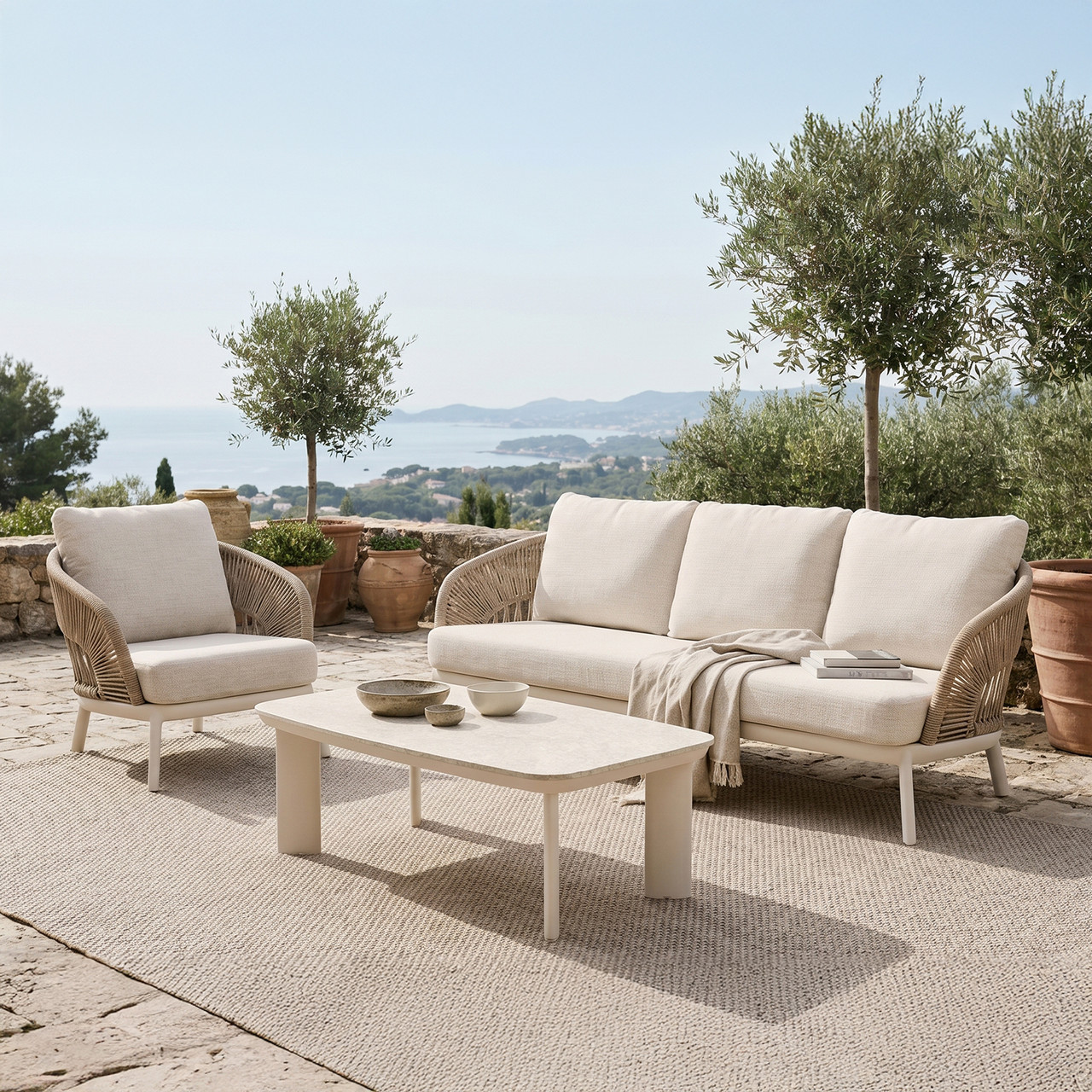 Montera Coffee Table