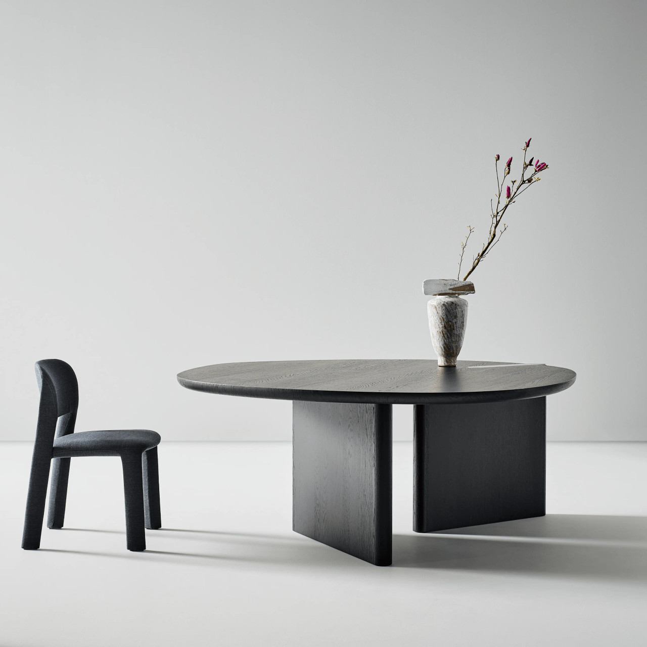 Flatiron Round Dining Table