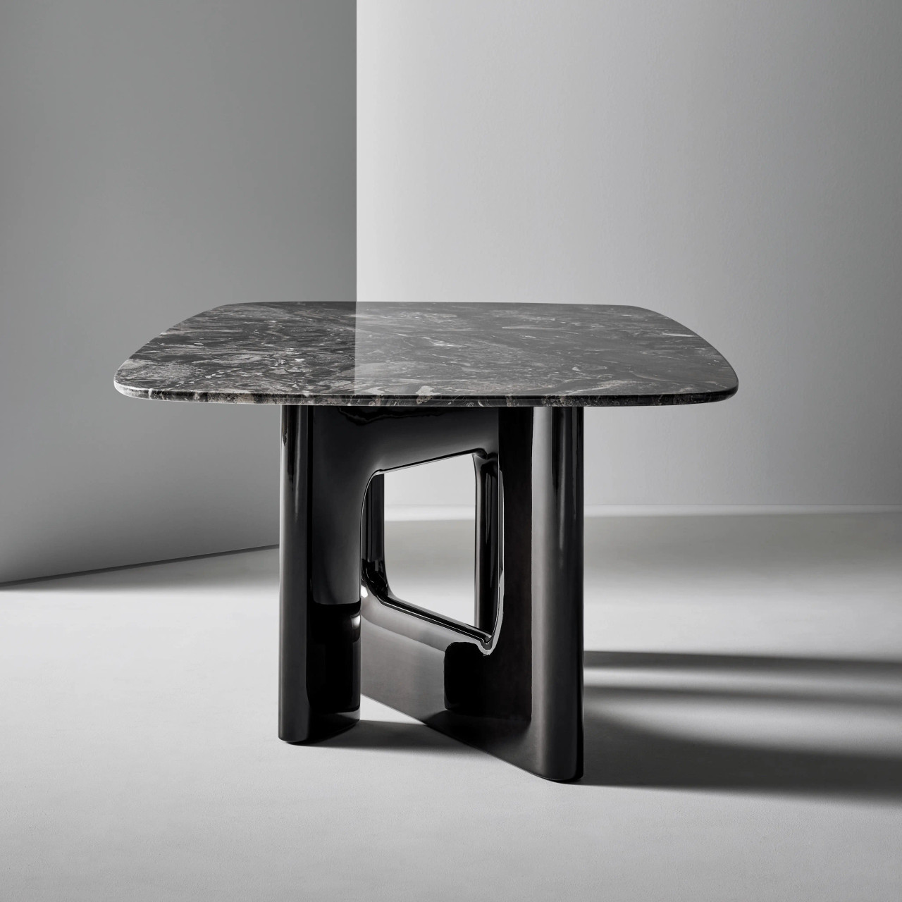 Liaison Dining Table