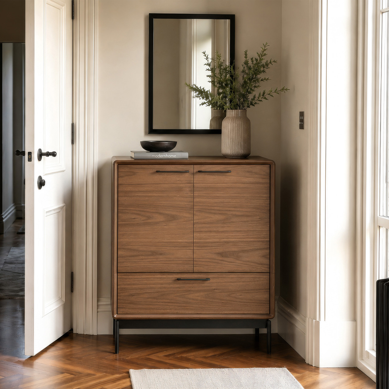 Linq 7585 Entry Cabinet