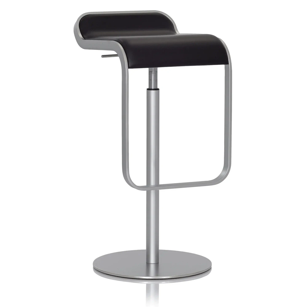 Lapalma Lem Bar Stool, modern style, black leather seat, matt chrome metal frame and base, side view.
