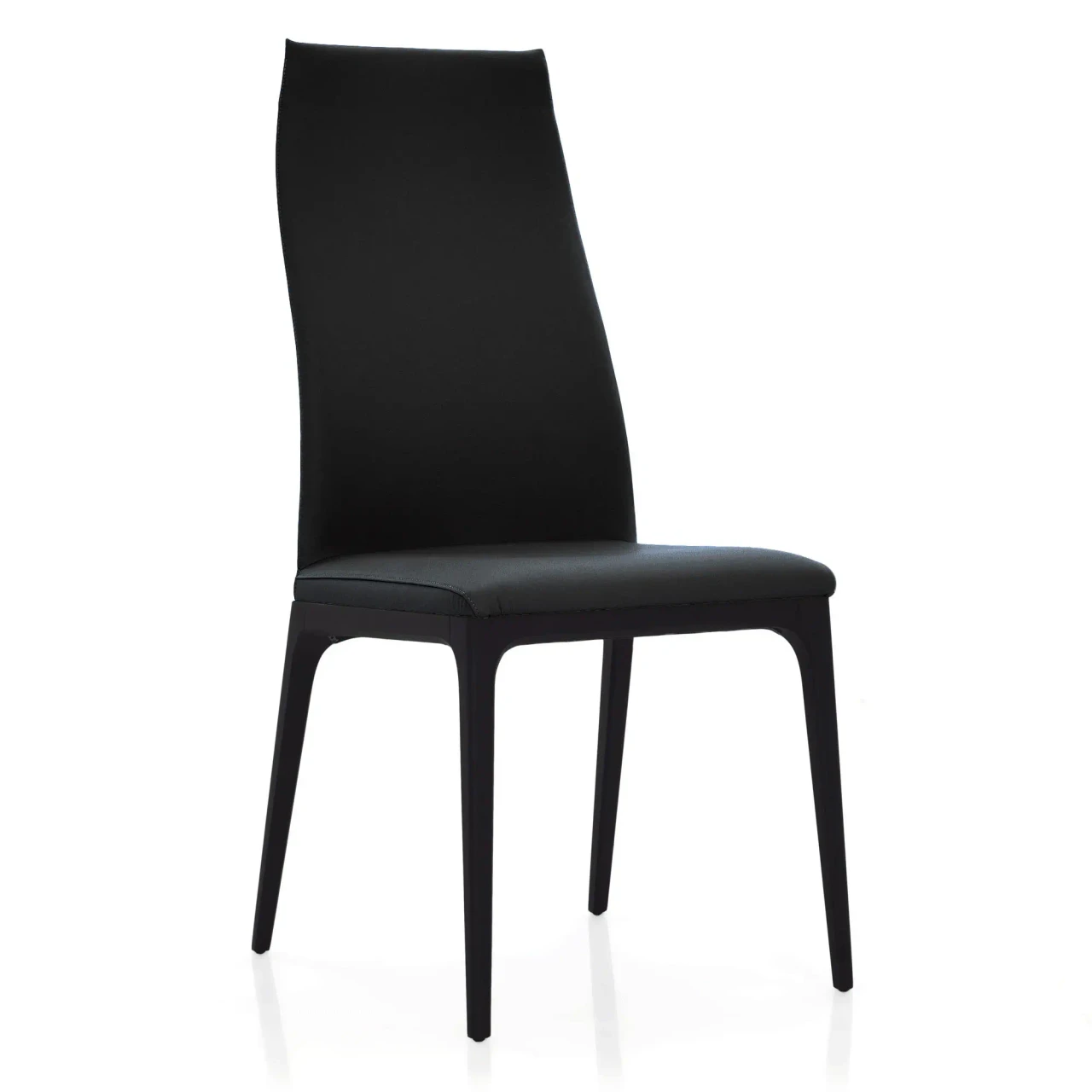 NERO || MATTE BLACK - Cattelan Arcadia High Back Chair in Fango soft leather with matt black stained beech frame, three-quarter view.