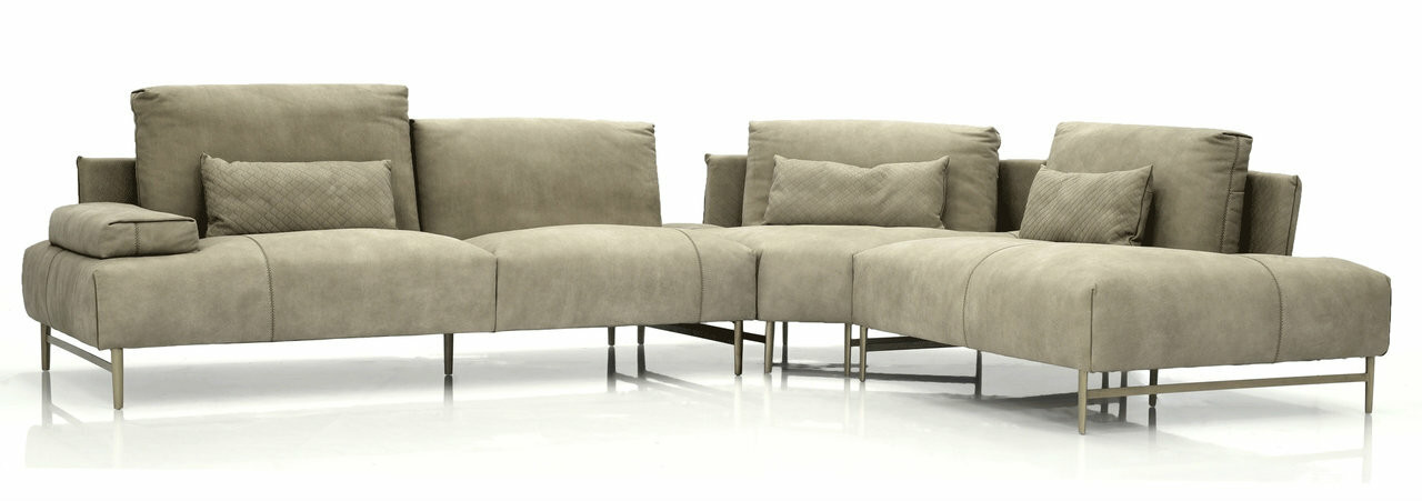 Saks 3pc Sectional