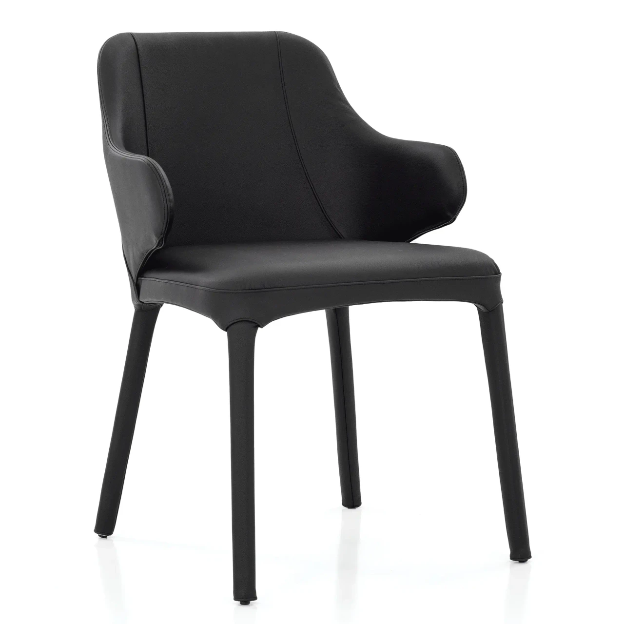 NERO - Cattelan Wanda Arm Chair in Nero Soft Leather, modern style with curved arms, three-quarter view.