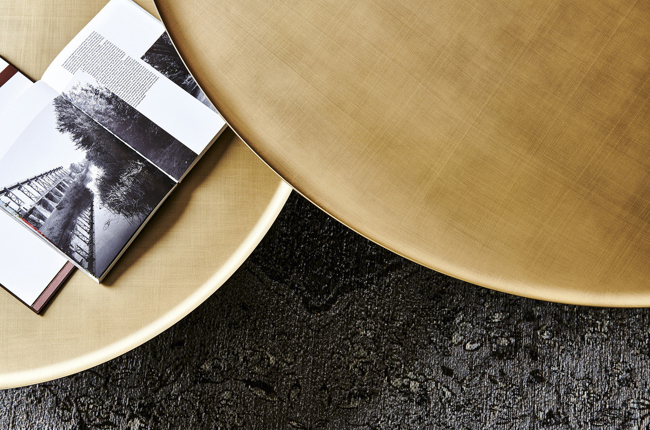 HIGH (37" DIA x 15"H) || LOW (46.25" DIA x 11"H)  || Closeup
