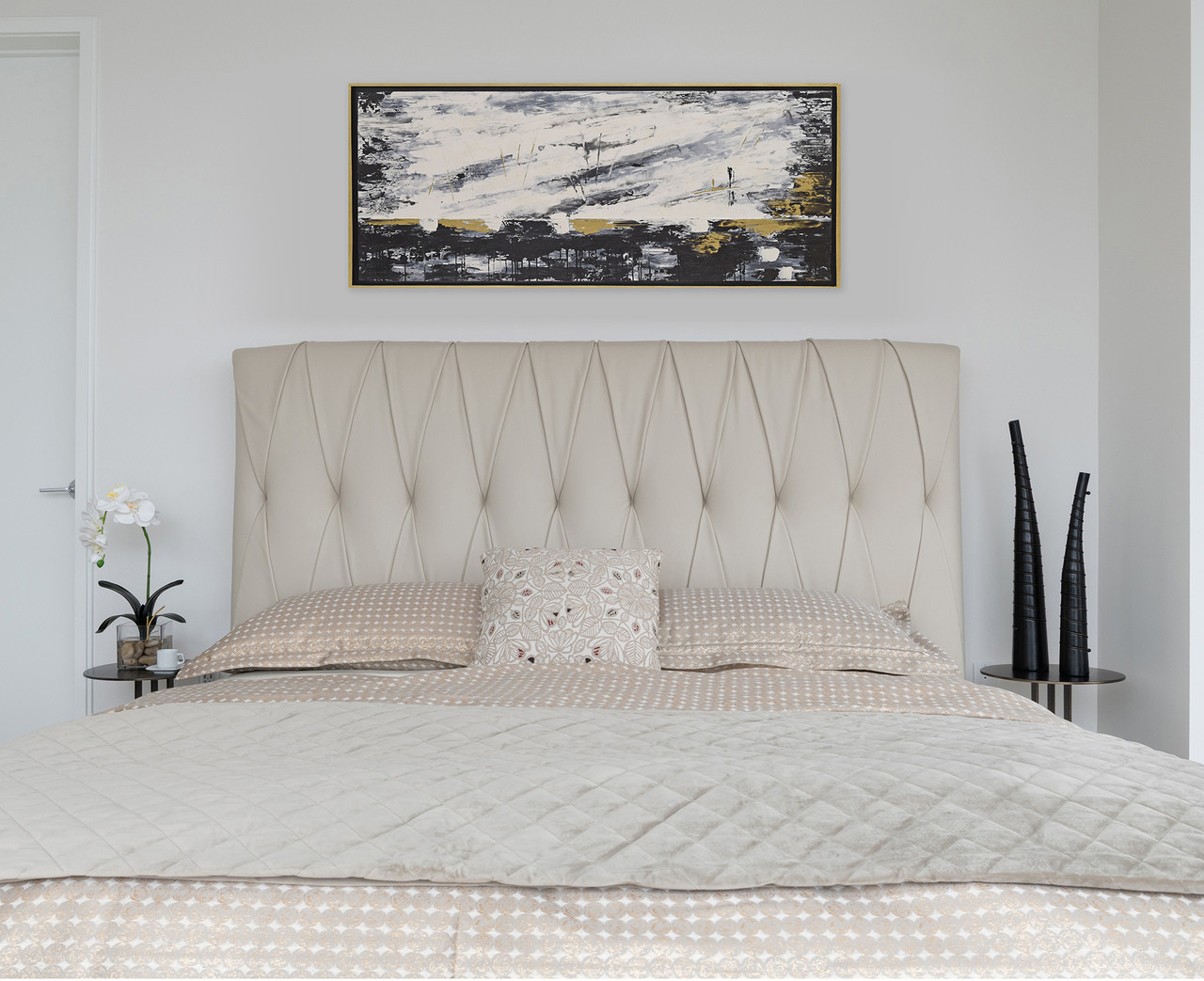 Marlon Night King Bed - Cantoni