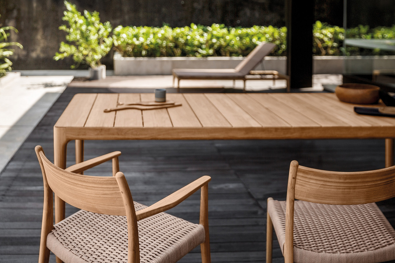 Closeup - Image Courtesy of Gloster Furniture, Inc.